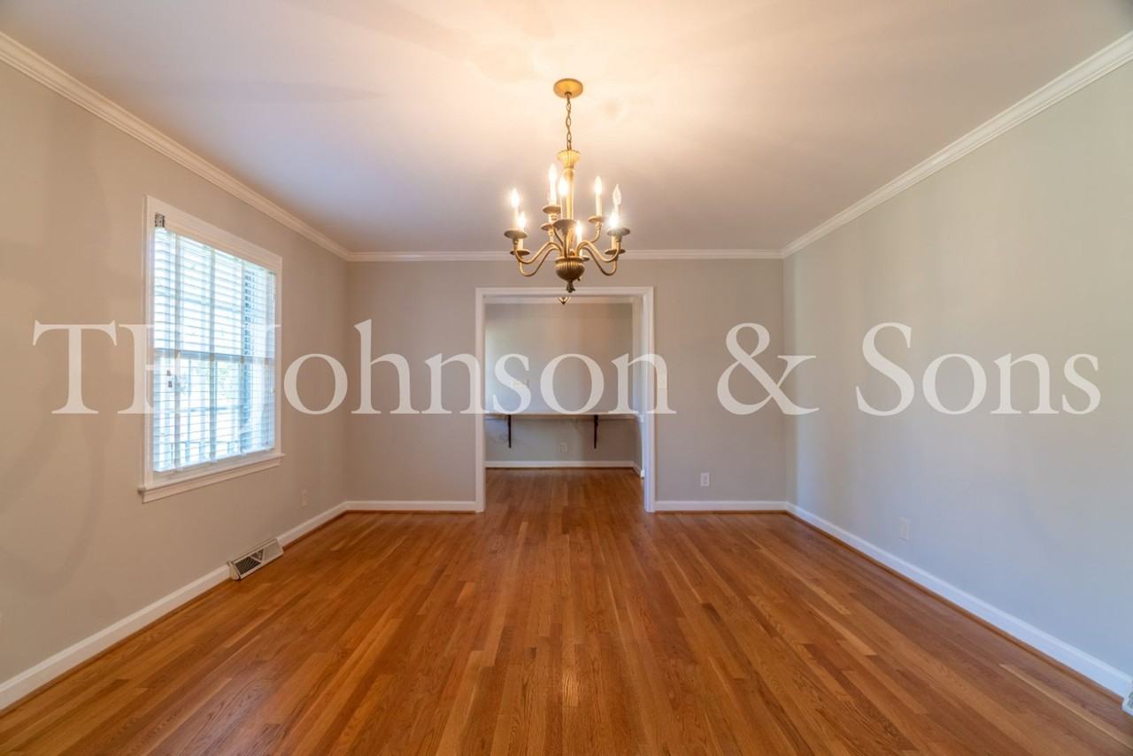 3520 Kirklees Rd - Photo 5 of 44