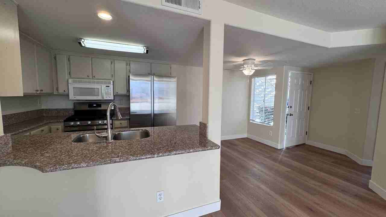 405 Stoney Point Way #94 - Photo 4 of 26