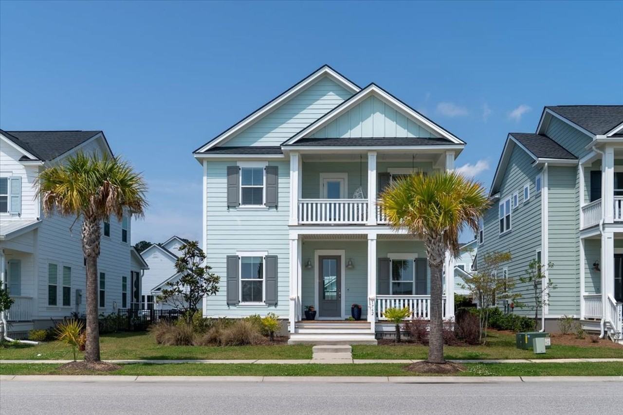 1762 Sandybrook Dr - Photo 3 of 44