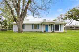 featured image of 6 Morgan Cir