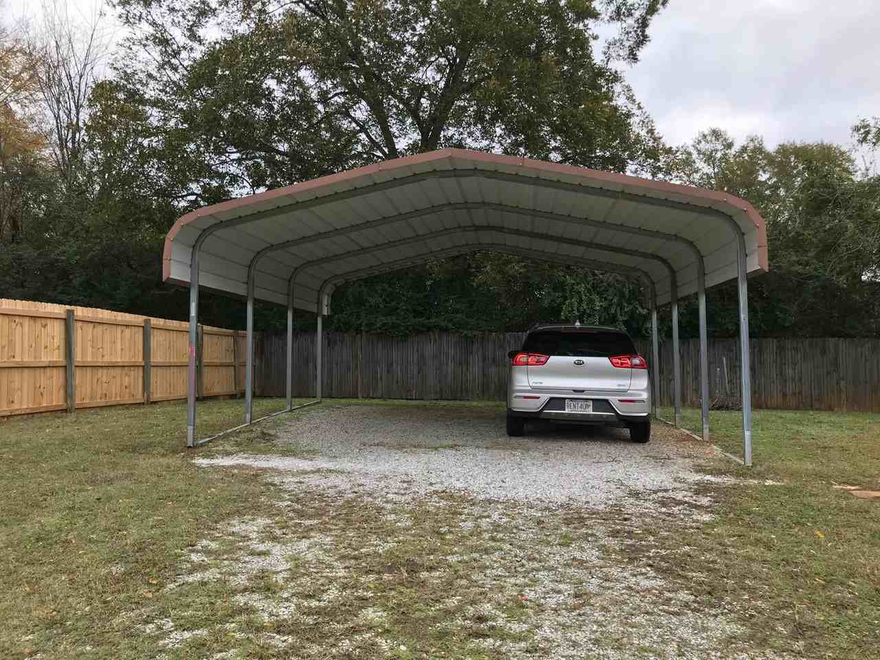 1231 Alexandria Rd - Photo 2 of 9