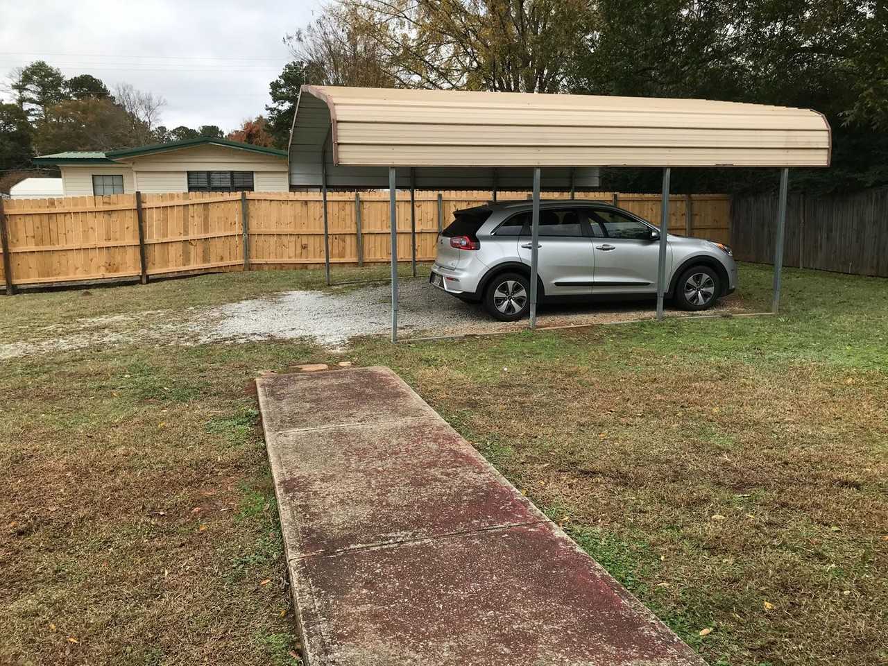 1231 Alexandria Rd - Photo 3 of 9