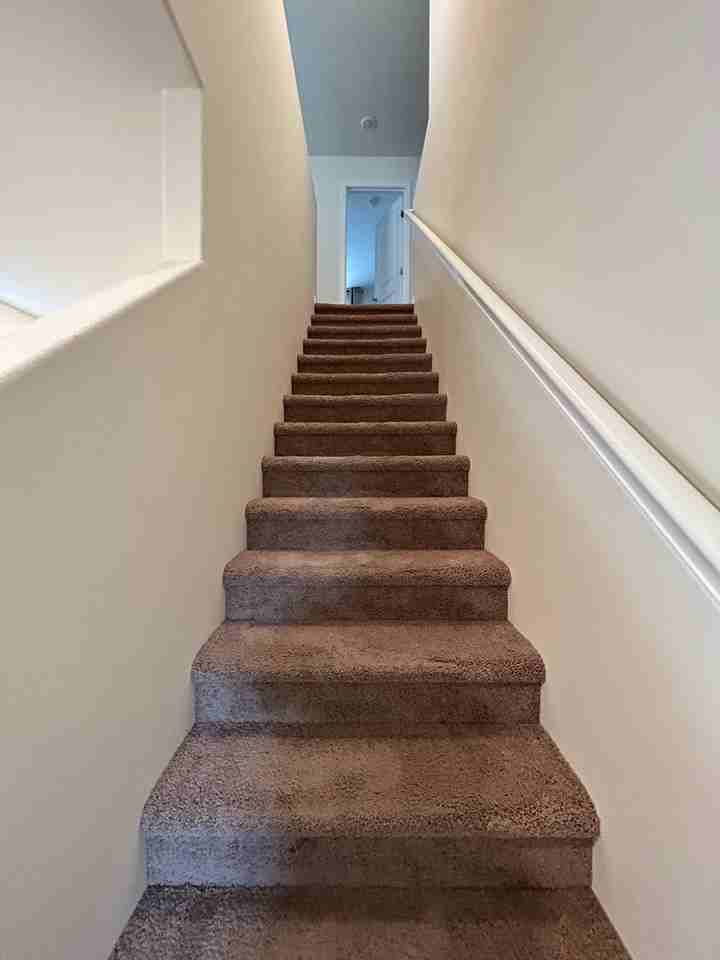 2338 Nw Yohn Ranch Dr - Photo 5 of 17