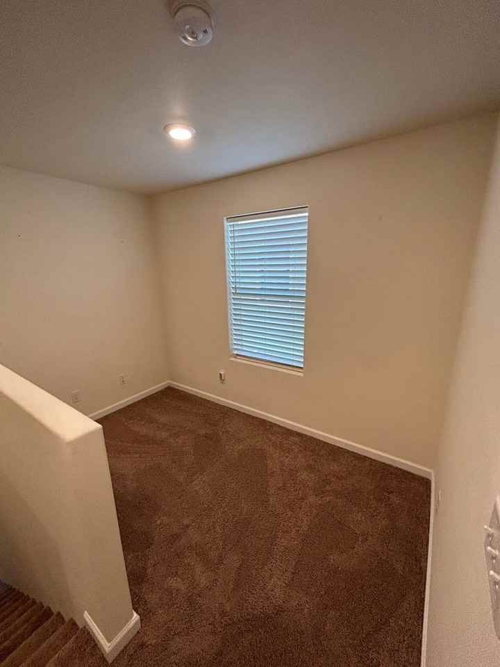 2338 Nw Yohn Ranch Dr - Photo 6 of 17