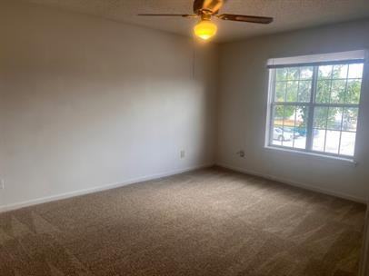 719 South Parker Dr - Photo 5 of 12