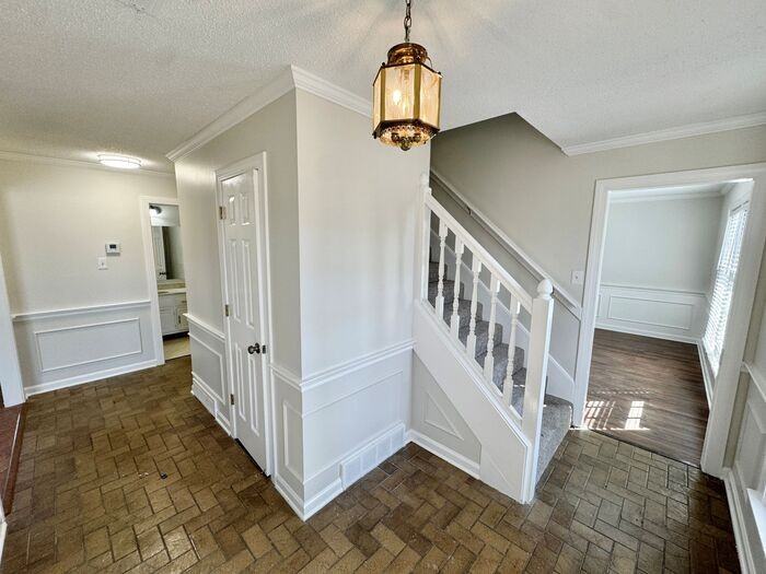7888 Farindon Dr - Photo 3 of 27