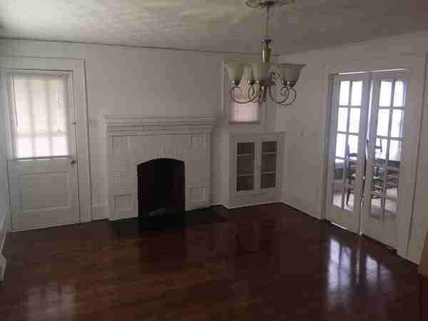 216 Beatrice St #NA - Photo 2 of 6