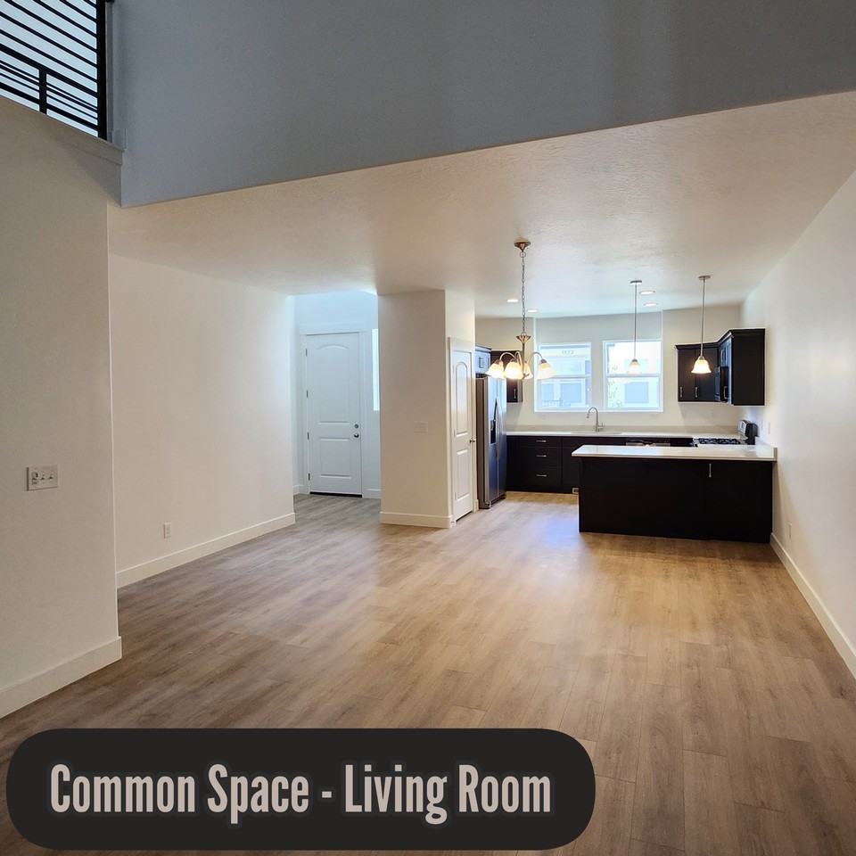 3740 W - Photo 6 of 14