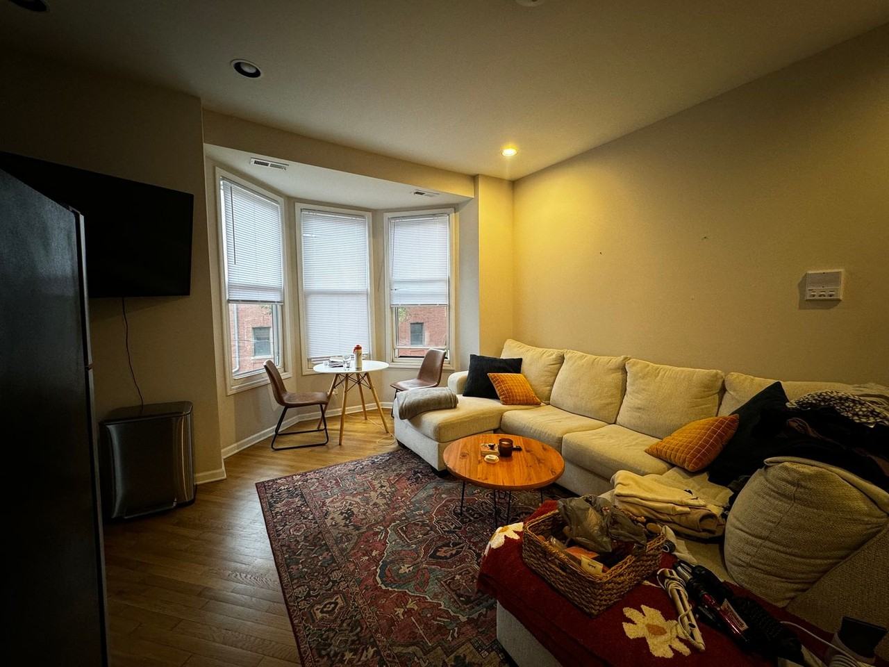 2748 W Le Moyne St #2746-3F - Photo 2 of 12