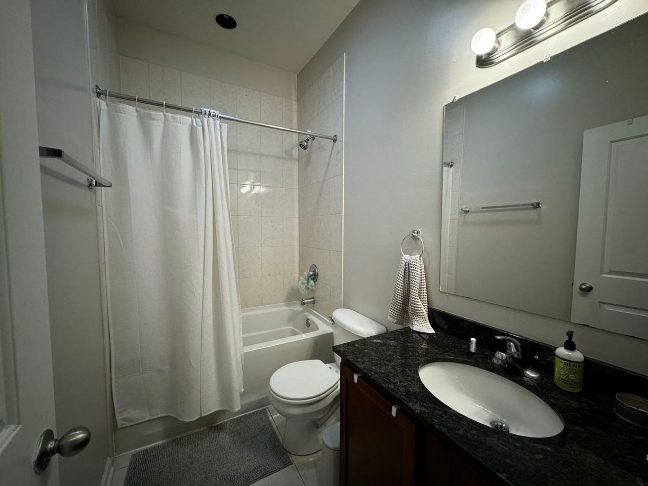 2748 W Le Moyne St #2746-3F - Photo 6 of 12