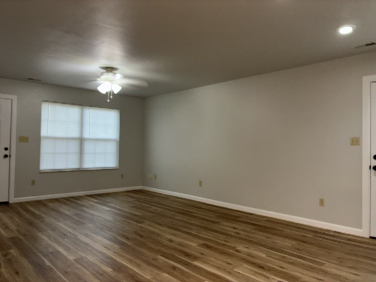 104 Brook Dr #104 - Photo 3 of 8