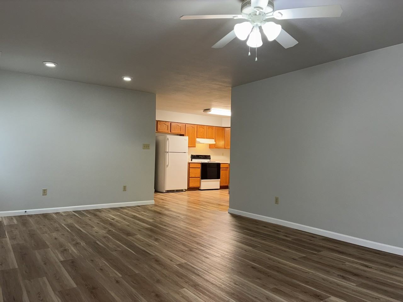 104 Brook Dr #104 - Photo 4 of 8