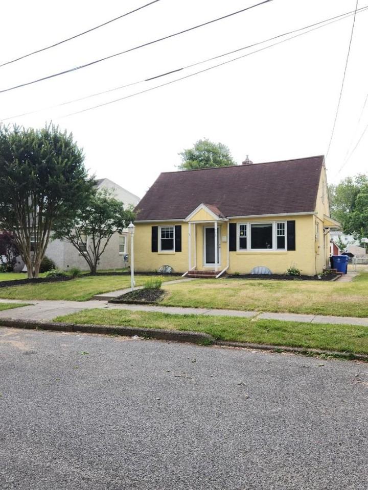 705 2nd St #NA - Photo 2 of 32