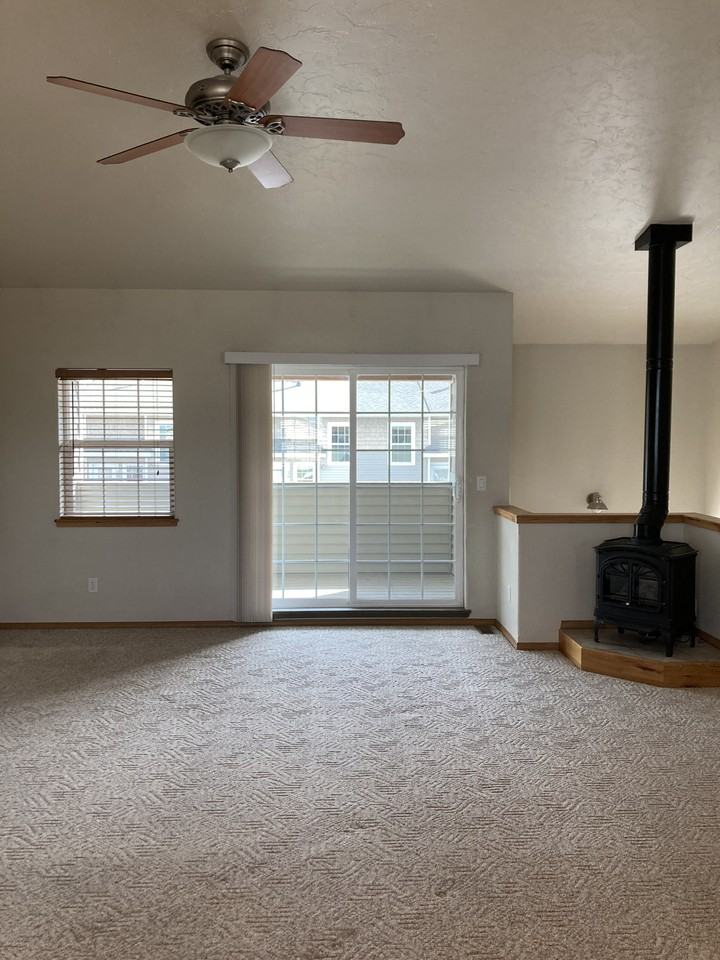 2809 Lincoln Ave #2809 - Photo 4 of 7