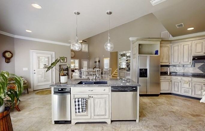 609 Saint Andrews Dr #NA - Photo 3 of 19