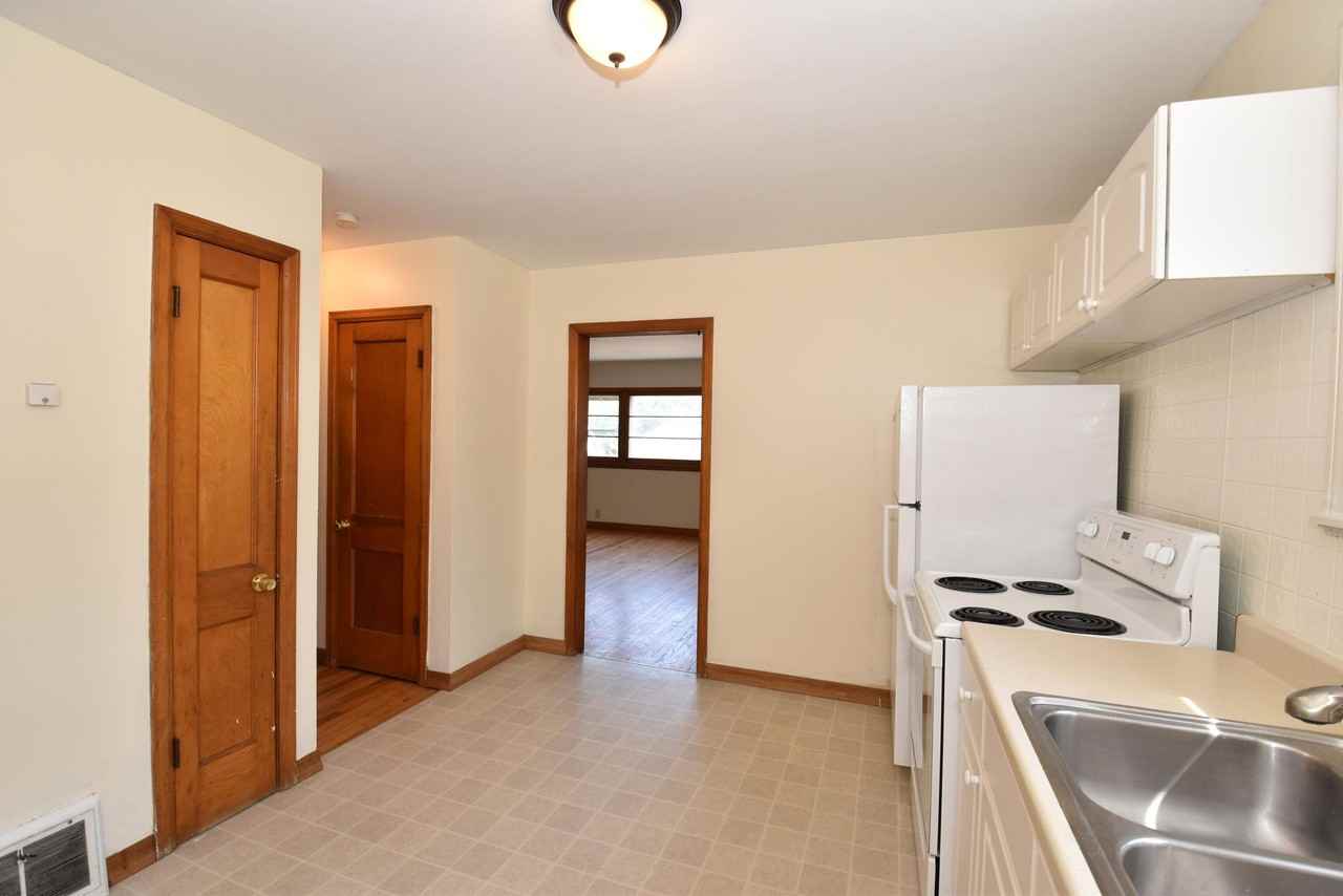 1427 S 86th St #NA - Photo 2 of 27