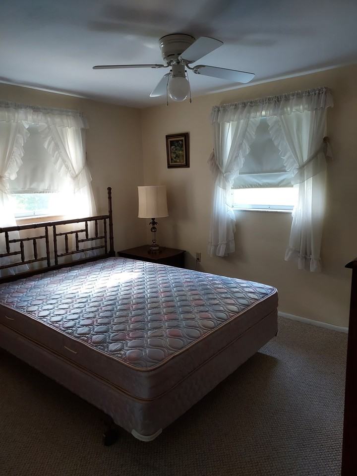 1240 Chelsea Lane #NA - Photo 6 of 10