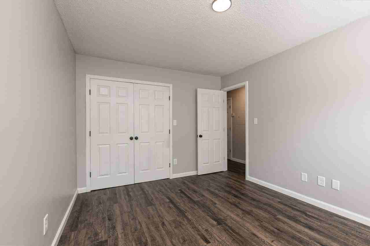 eStreet - Photo 6 of 18