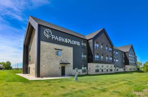 featured image of 3067 S Anabranch Blvd