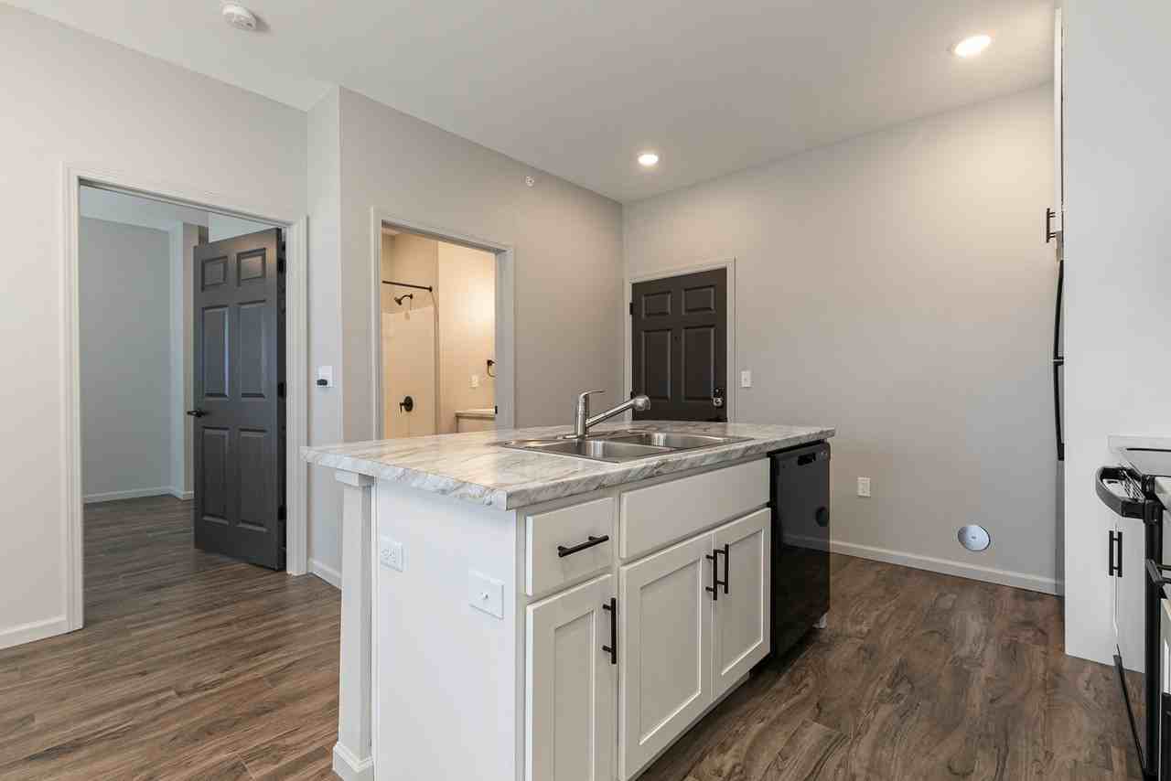 Park57 - Photo 4 of 26