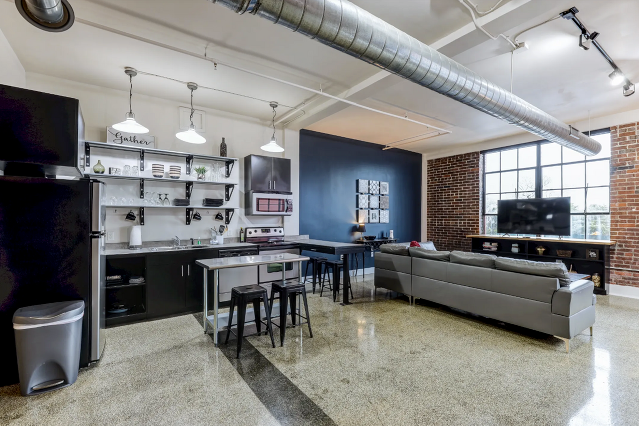 Wilhoit Plaza Lofts - Photo 5 of 41