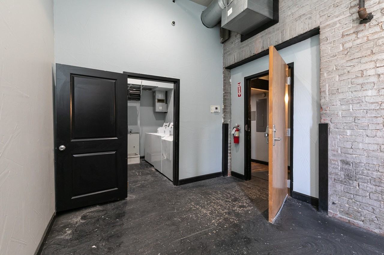 Founders Park Lofts - Photo 3 of 31