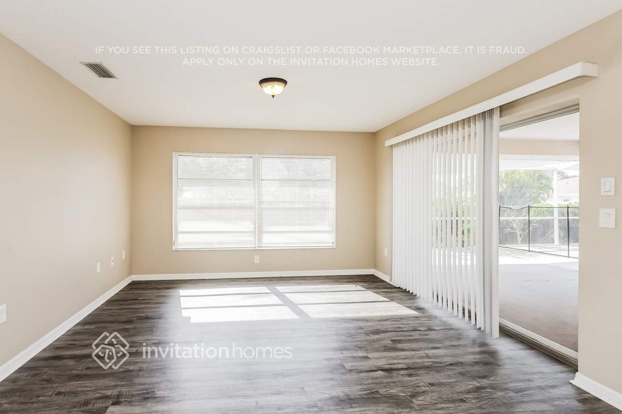 961 Nantucket Rd - Photo 3 of 17