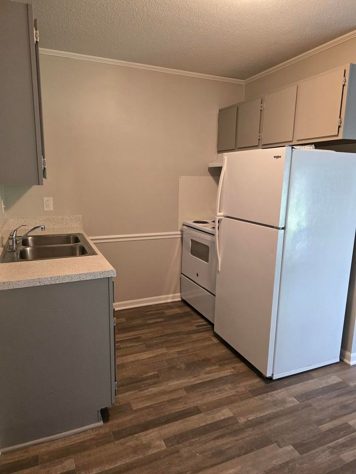 Bethabara Garden Apartments - Photo 3 of 8