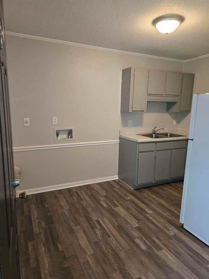 Bethabara Garden Apartments - Photo 4 of 8