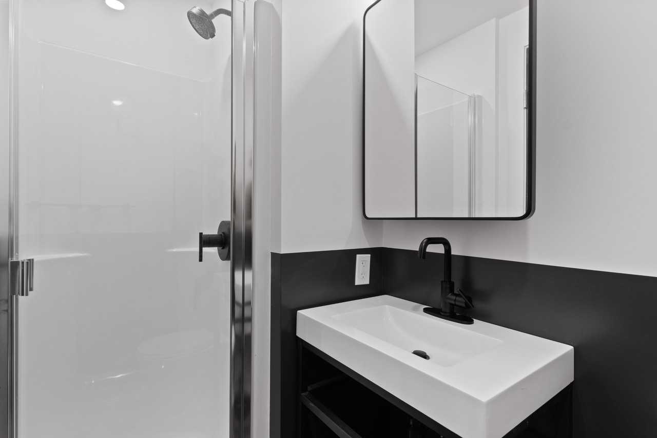 ALMA Gastown - 455 Abbott Street - Photo 2 of 50