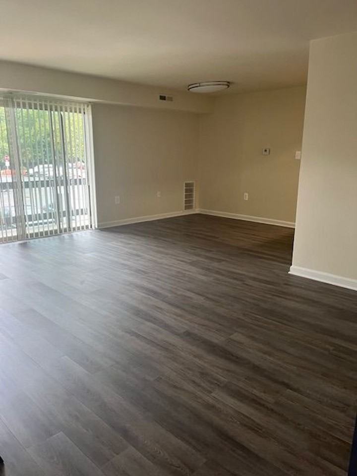 14002 Cove Ln., - Photo 4 of 46