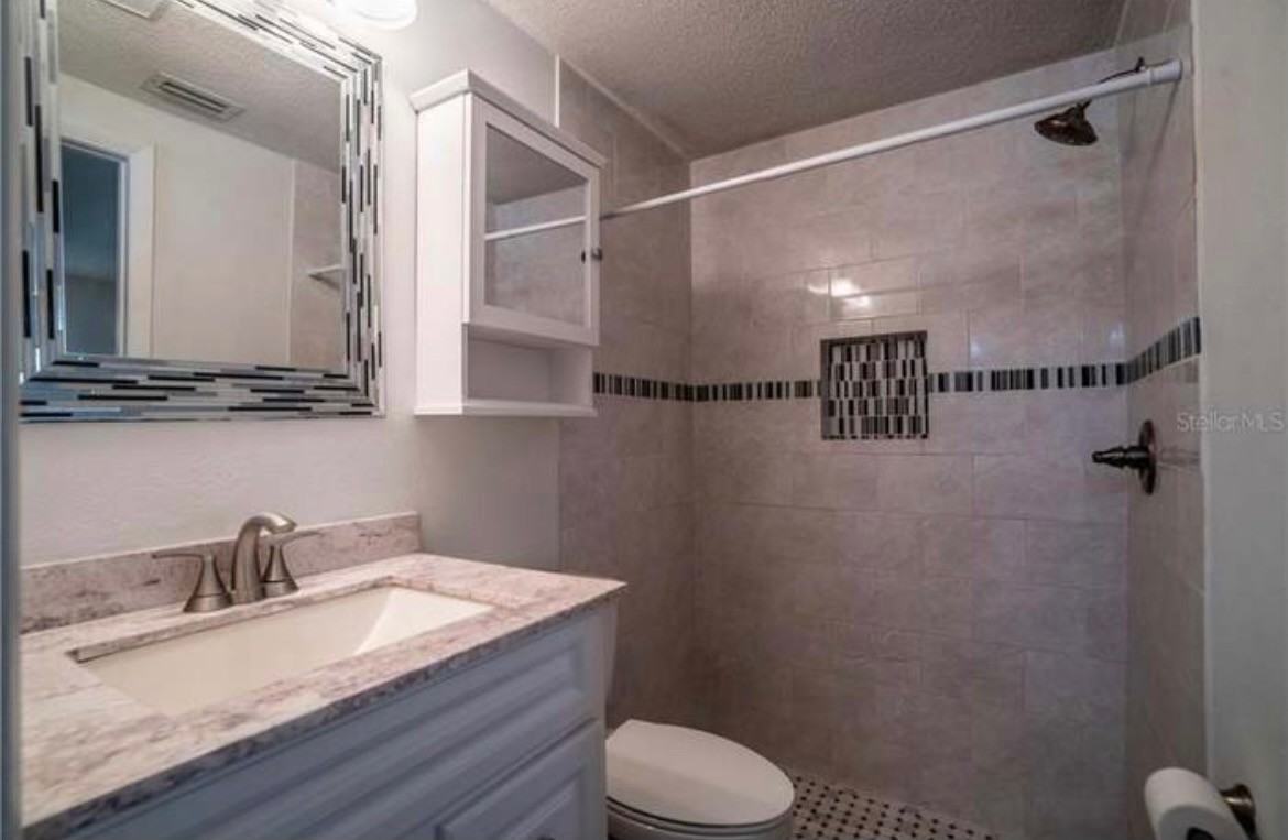 9020 Lido Ln - Photo 7 of 20