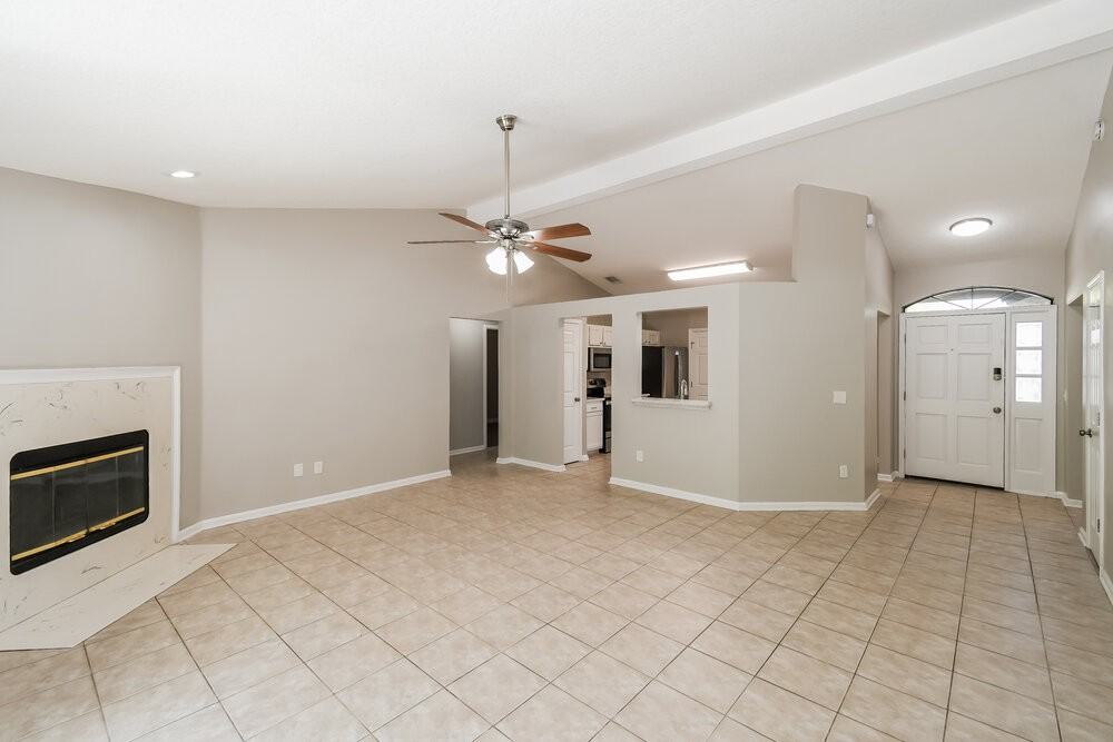 874 Long Lake Dr - Photo 4 of 16