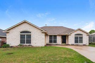 829 Windswept Dr - Photo 1 of 1
