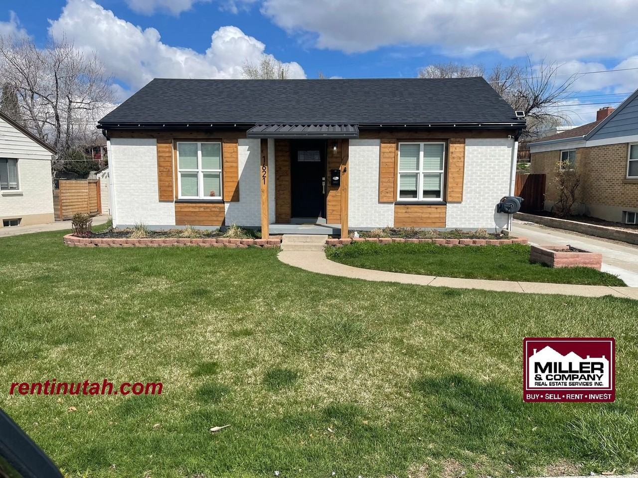 1621 E 3010 S - Photo 3 of 19