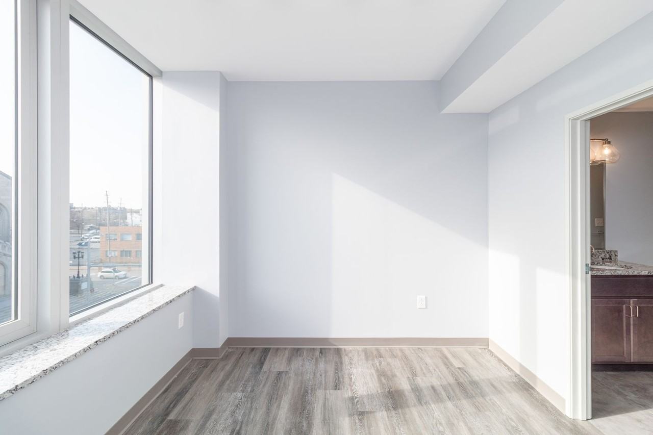 3101 Euclid Avenue - Photo 4 of 19