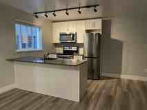 129 Agnes St #205 - Photo 1 of 1