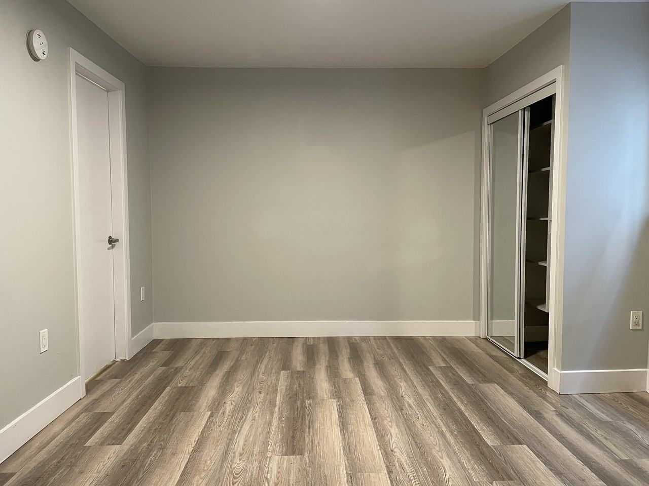 129 Agnes St #205 - Photo 6 of 12