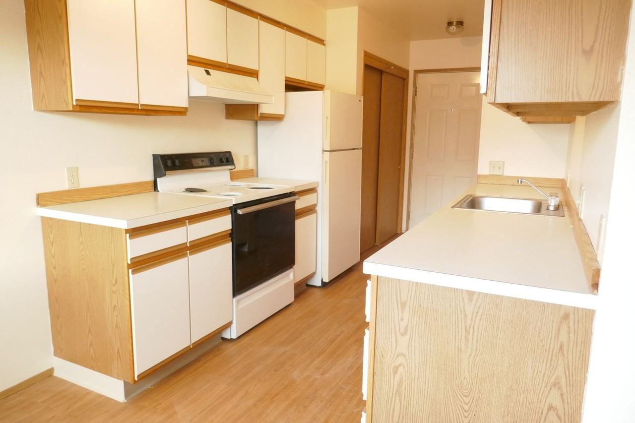 516 Jetty St - Photo 3 of 11
