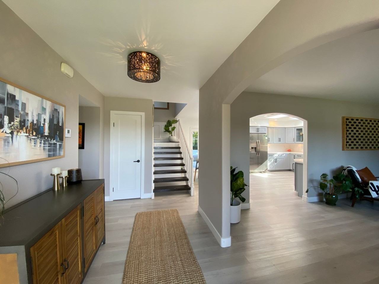 2415 Stevens Cir - Photo 5 of 36