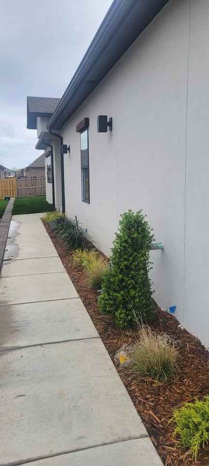 2042 E 130th St S - Photo 3 of 50