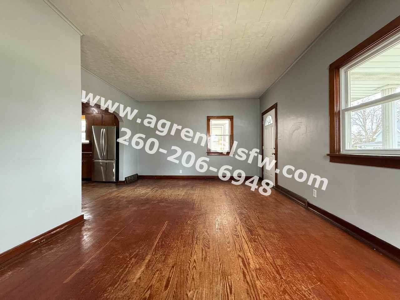 616 N Randolph St - Photo 3 of 11