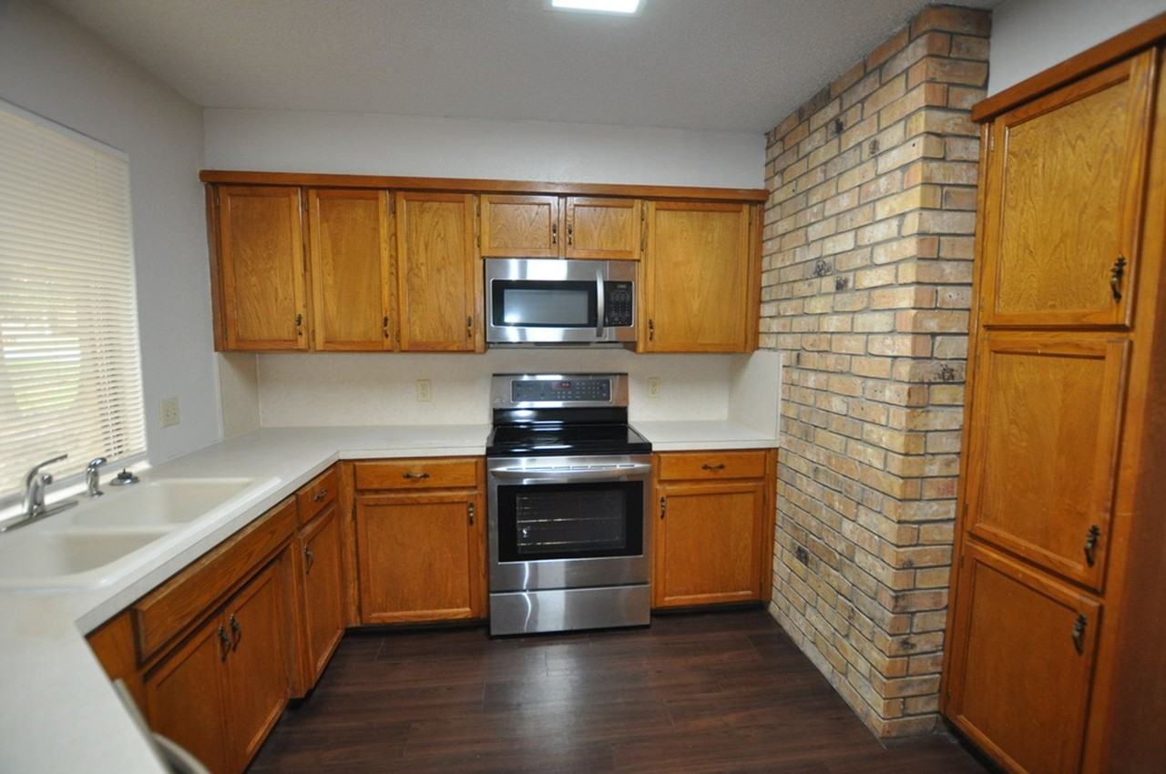 103 Kenshire Ct - Photo 7 of 24