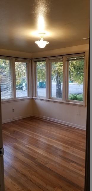 4607 Clinton Ave - Photo 5 of 7