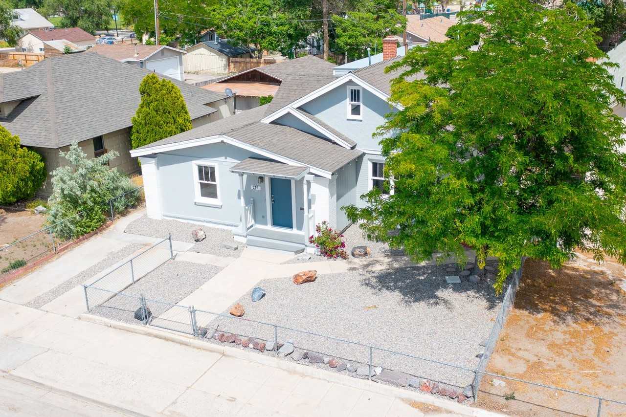 275 S East St - Photo 2 of 28