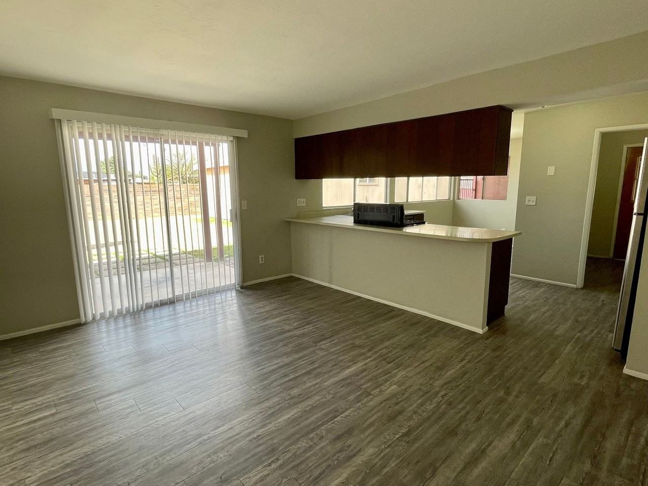 7301 E Fayette St - Photo 2 of 11