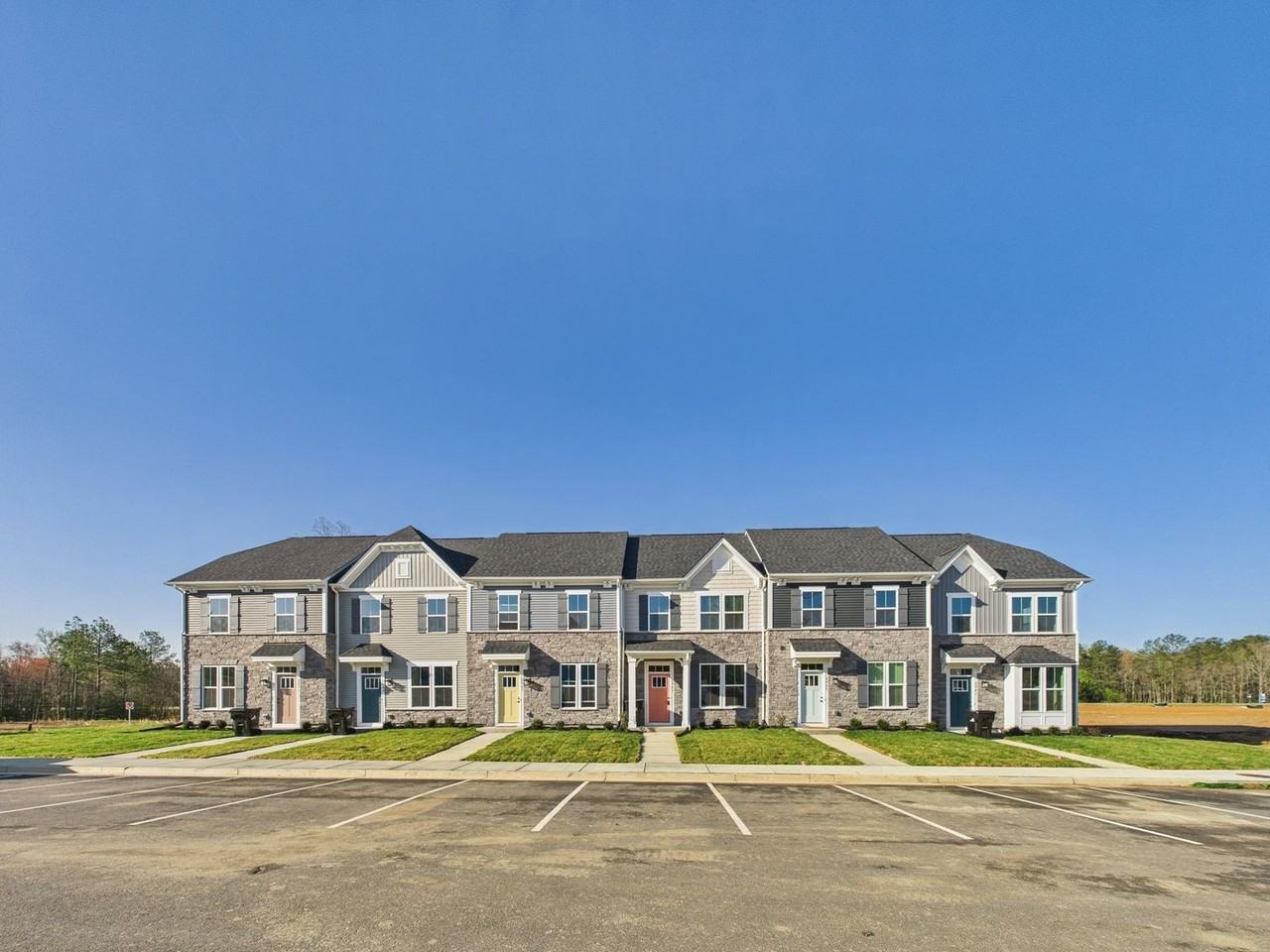 2045 Orange Blossom Ln - Photo 2 of 31