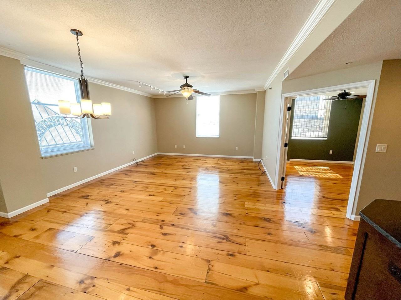 128 N 13th St - Photo 4 of 27