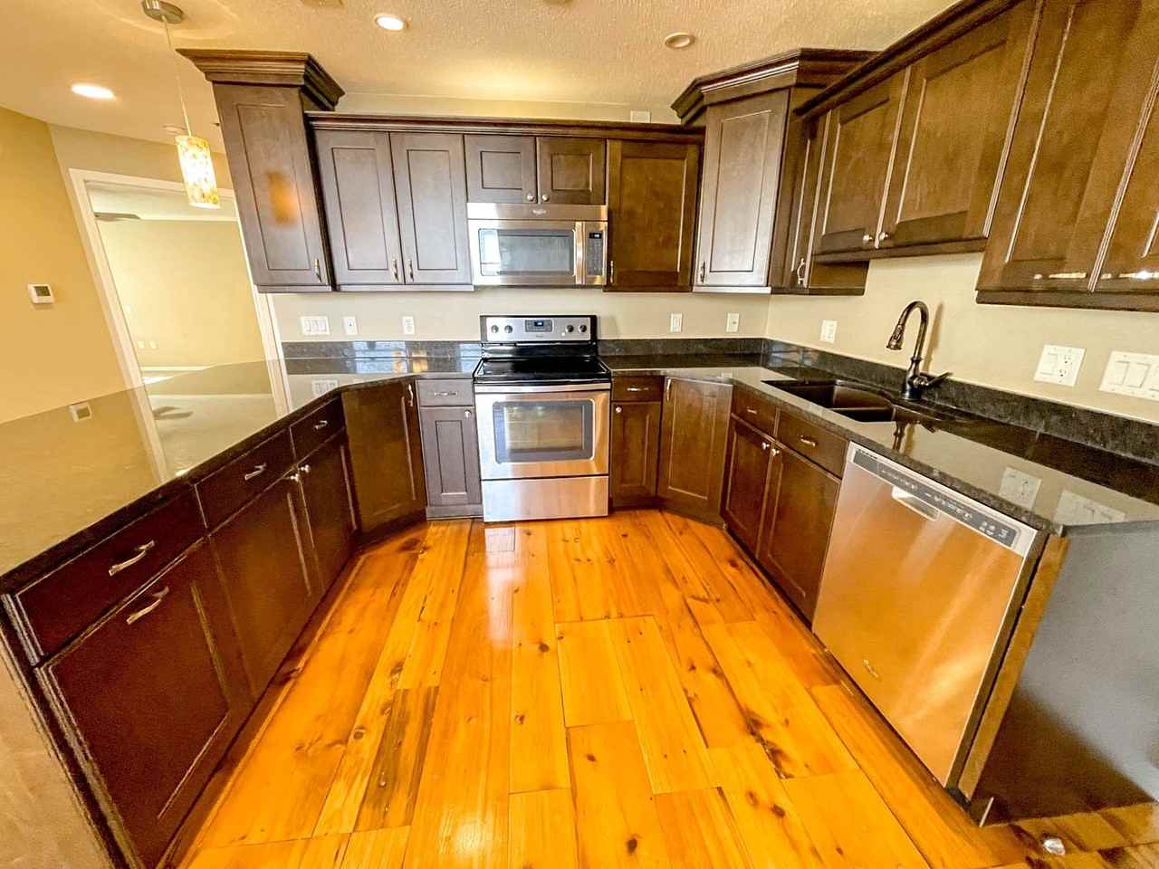 128 N 13th St - Photo 6 of 27