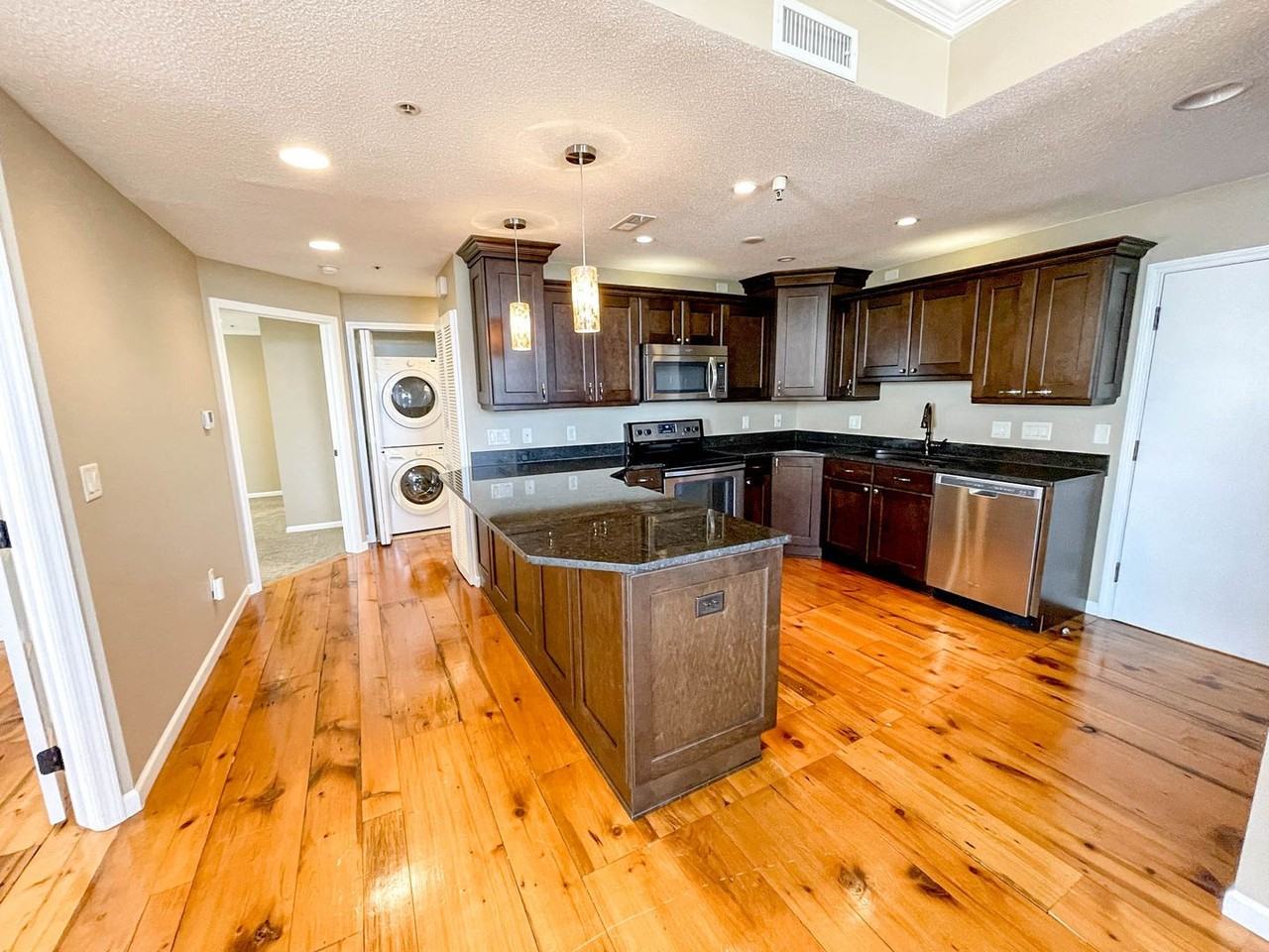 128 N 13th St - Photo 7 of 27